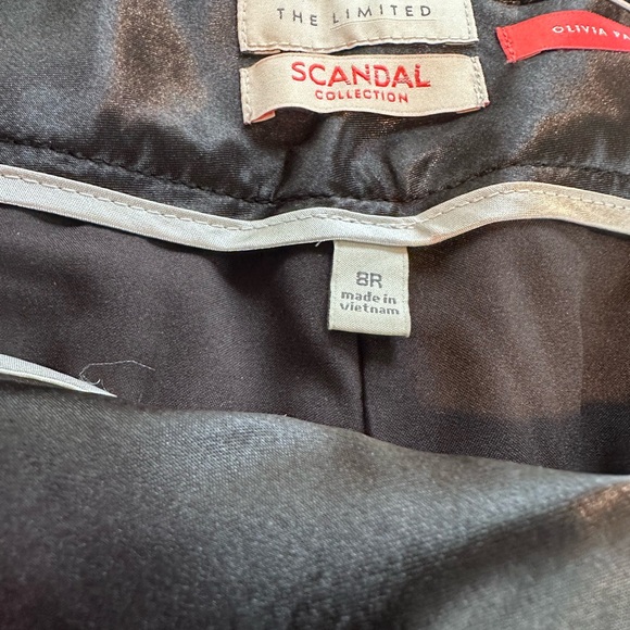 Classic Black Wide-Leg Trousers - Picture 6 of 6